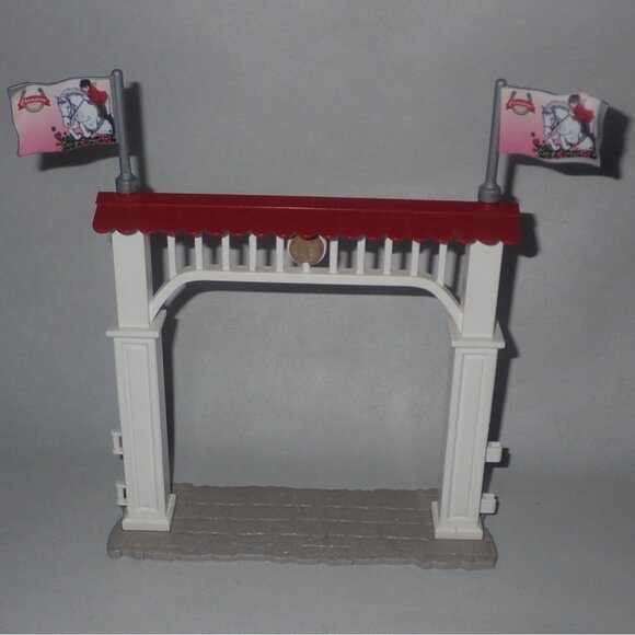Horse Club Big Horse Show Playset 42160 REPLACEMENT Entry Gate w/flags - Picture 2 of 6